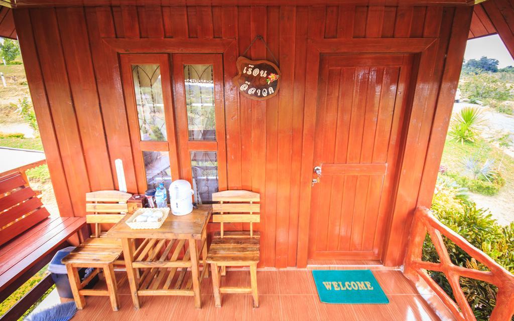 Khao Kho Flora Hotel Room photo